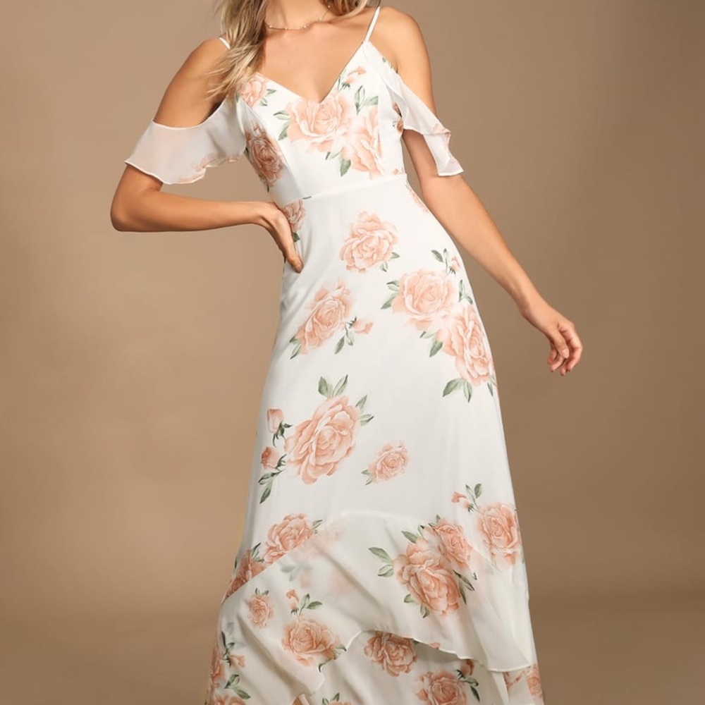 Lulu’s Floral Maxi Dress